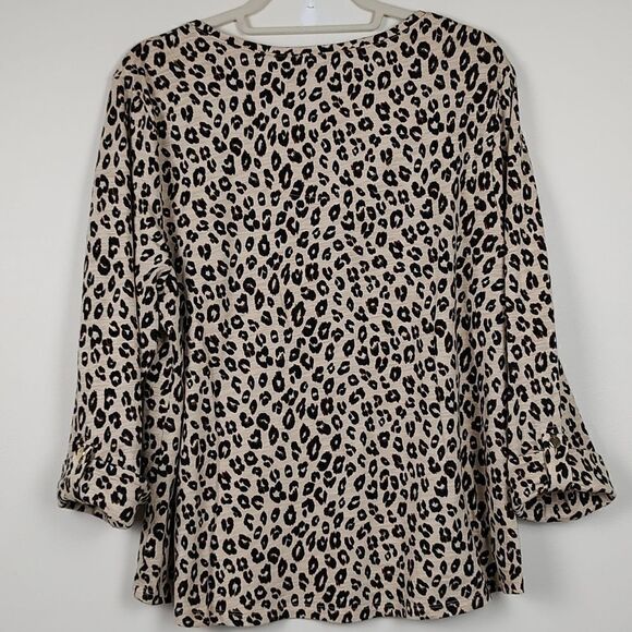 Chico's Leopard Print Bracelet Sleeve Tab Top Blouse Cotton Modal Blend Size L - Picture 9 of 10
